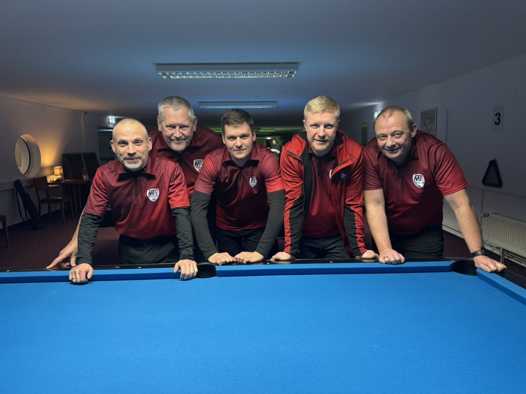 Das Bild zeigt die Spieler der 1. Mannschaft der Billardabteilung des MTV Goslar in der Saison 2025/2026